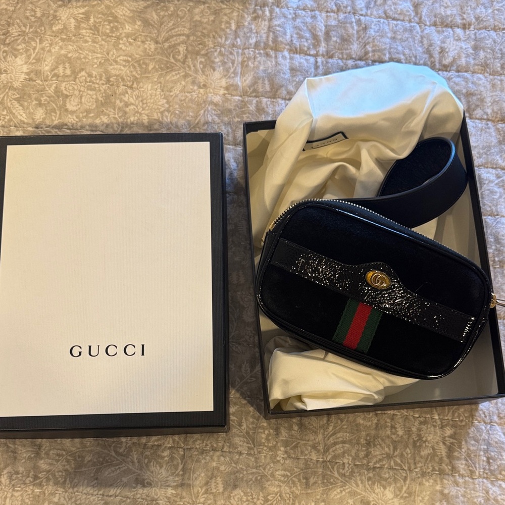 Gucci Black and Green Crossbody Bag